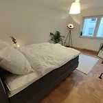 Zen Apartments - Exklusive Suite - Luxus - Boxspringbett
